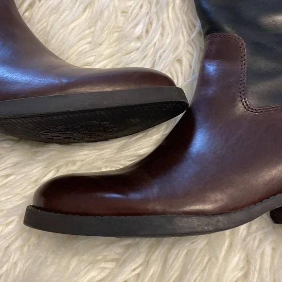 Vince Camuto Karen Equestrian Leather
Boot Brown & Black 6 1/2 M - Picture 4 of 17